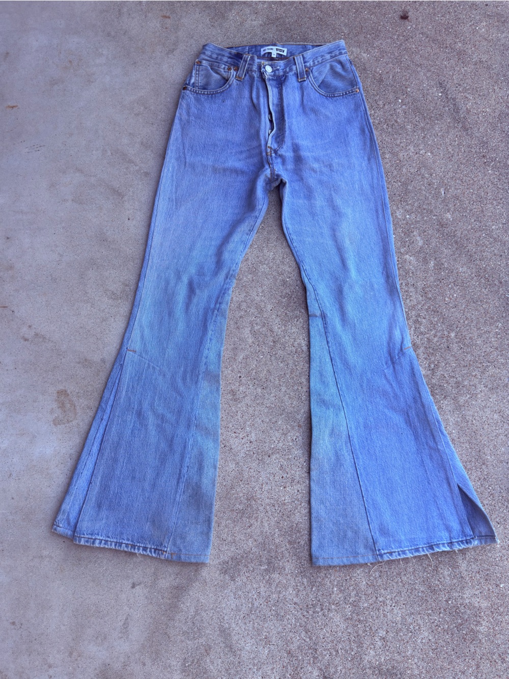 Re/done Levi 26 inseam 32"